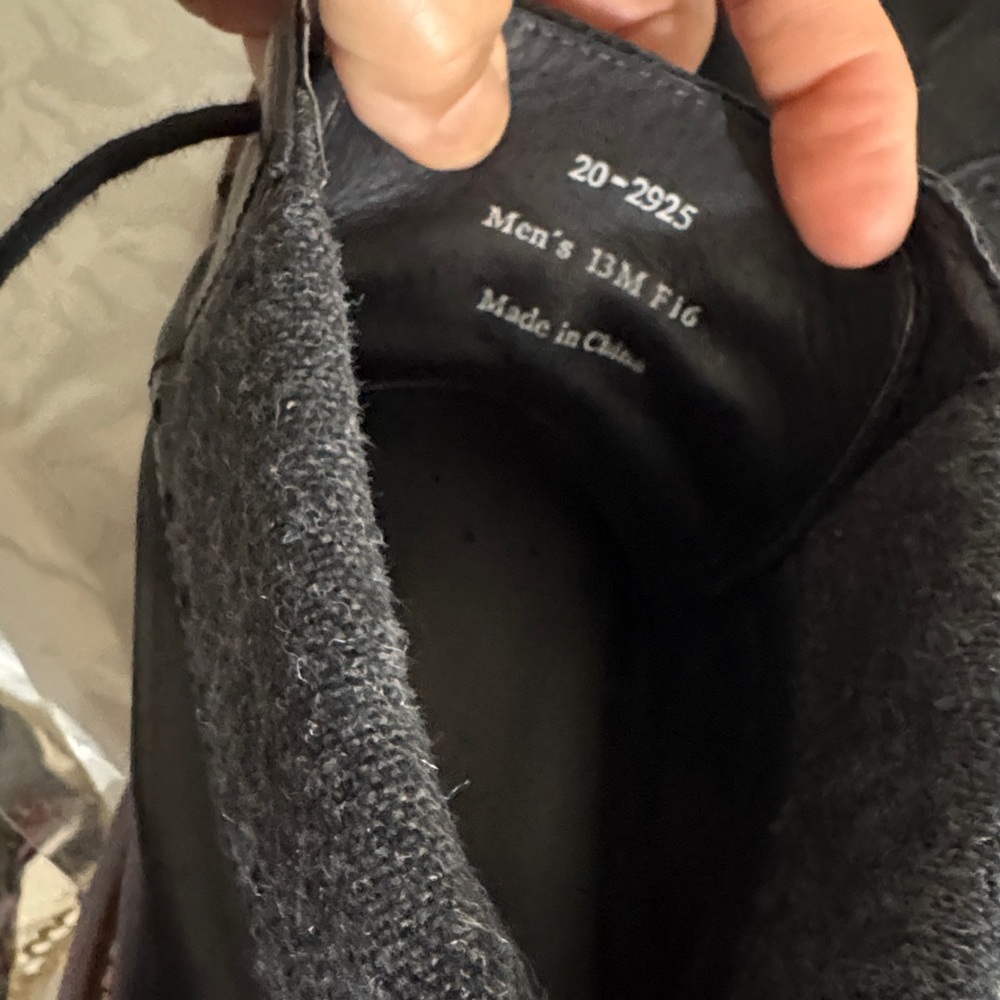 J & M EST. 1850 20-2925 MEN'S BLACK LEATHER & FABRIC CAPTOE BOOTS 13M - Picture 2 of 8